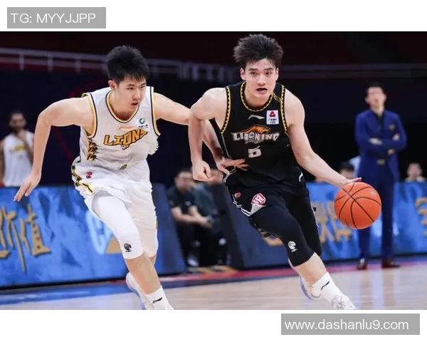 辽宁男篮宣布与外援过庆豪续约,夺冠阵容再度完整